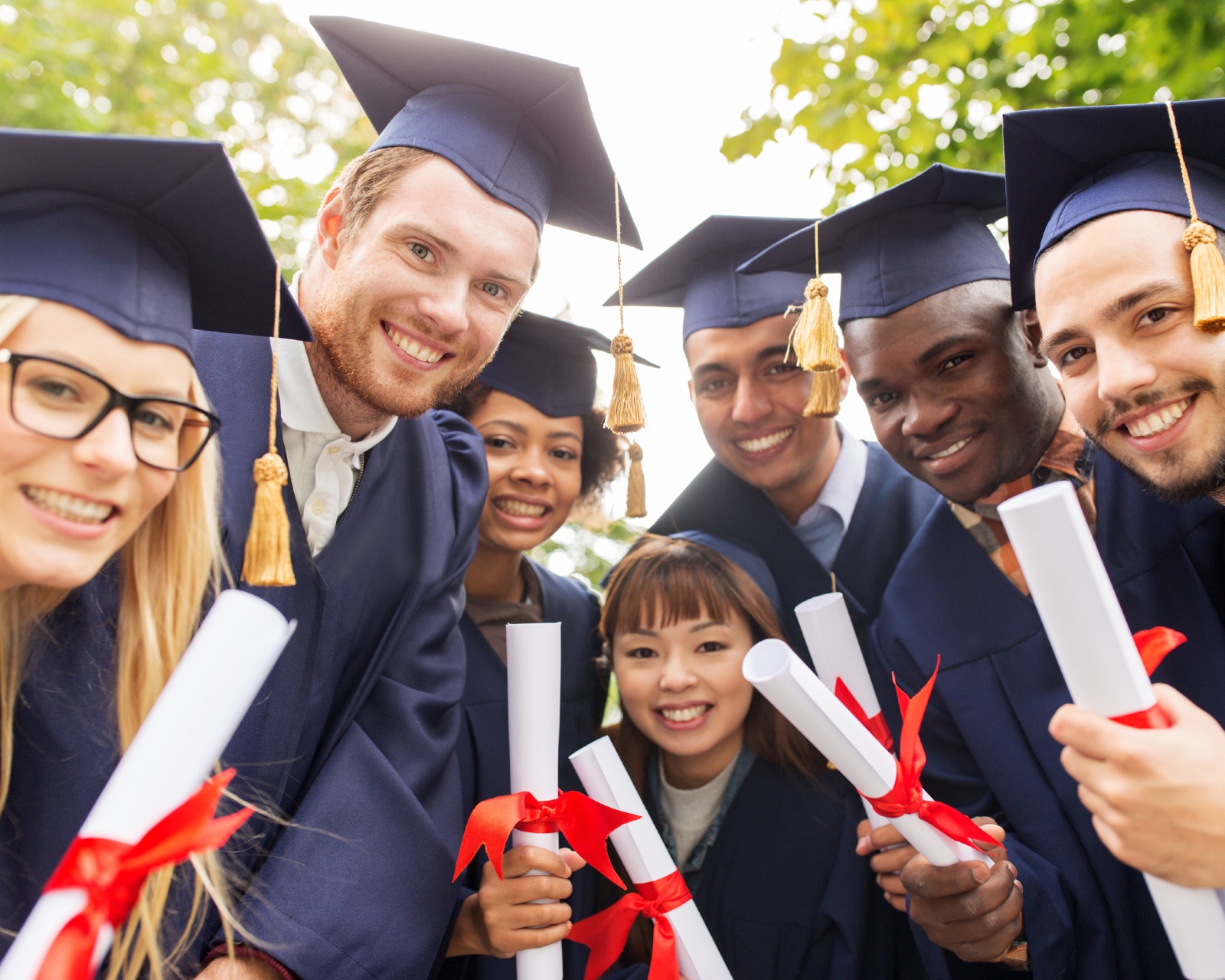 S23 E221: Money and Success in the Eyes of the Class of 2025
